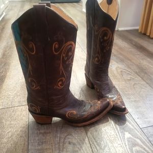 Cowboy boots
